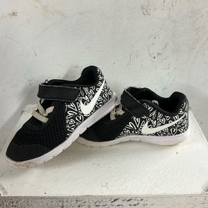Toddler Girls Nike Sneakers